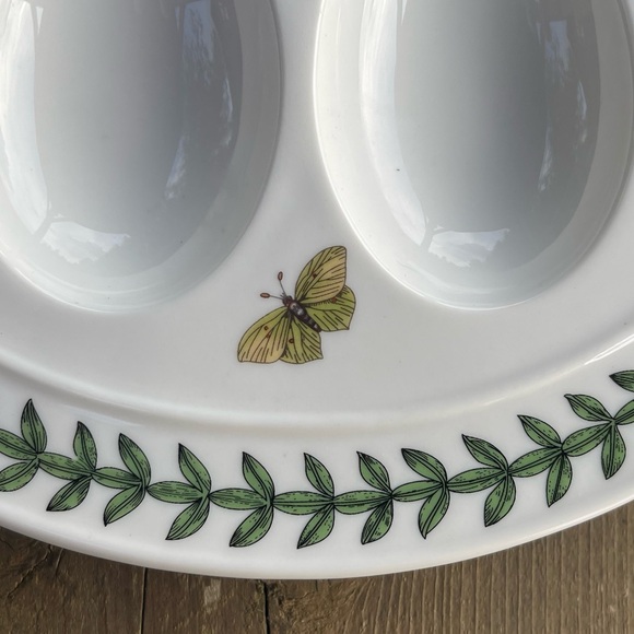 Portmeirion Botanic Garden 12 Inch Egg Shaped Devilled Egg Server Platter - Picture 7 of 12